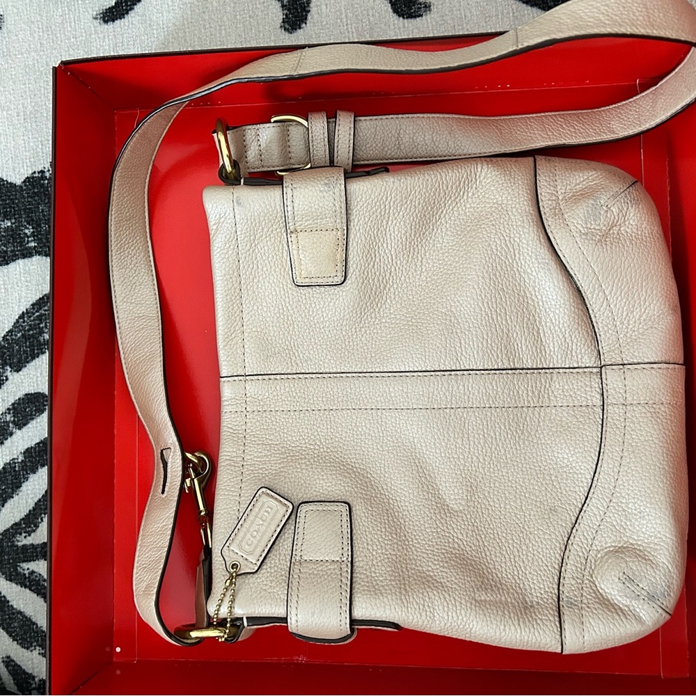 Coach Cream Pebbled Leather Shoulder Bag